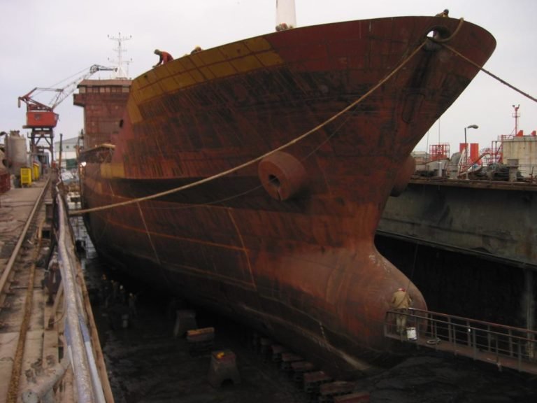 General Cargo : 5,000 DWT – 35,000 DWT